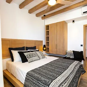 Theros Aparthotel Rethymno